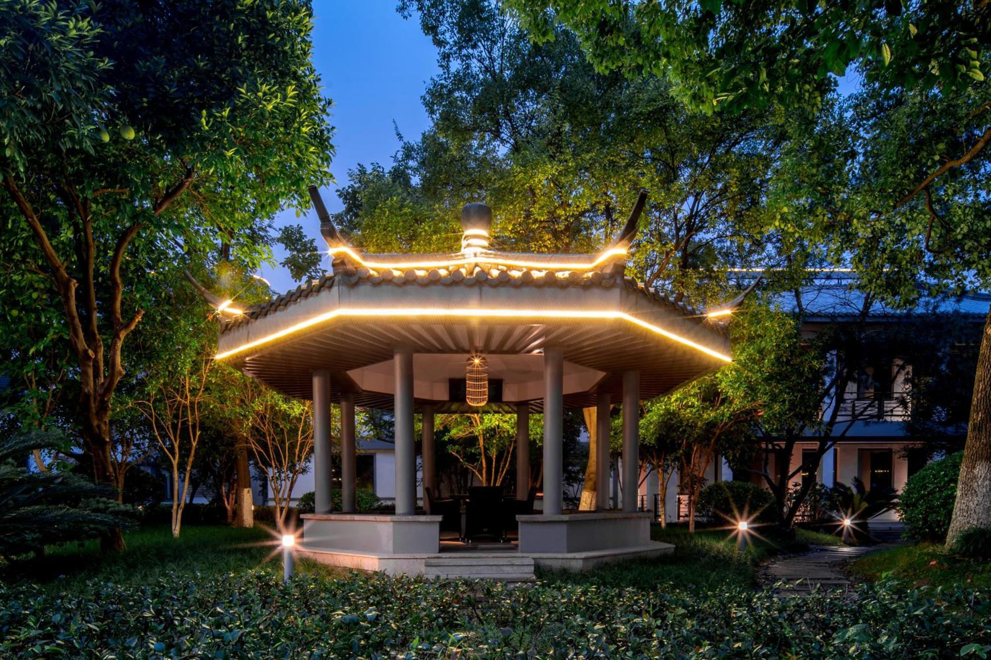 Tonino Lamborghini Hotel Suzhou Suzhou  Exterior photo